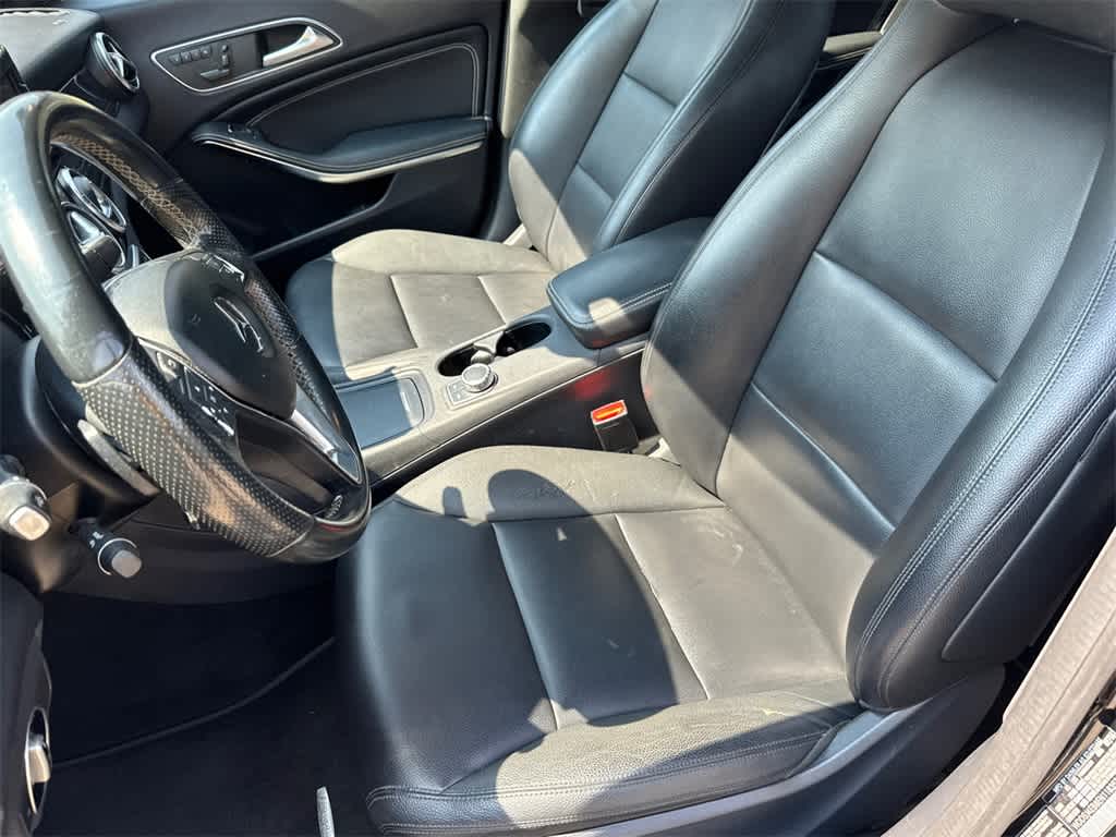 Thumbnail: 2014 Mercedes-Benz CLA - 12