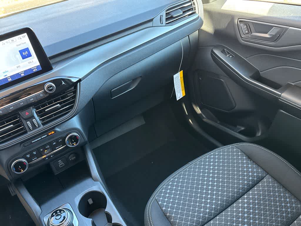 Thumbnail: 2026 Ford Escape - 21