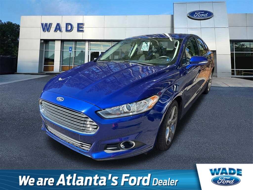 Used 2016 Ford Fusion SE Sedan