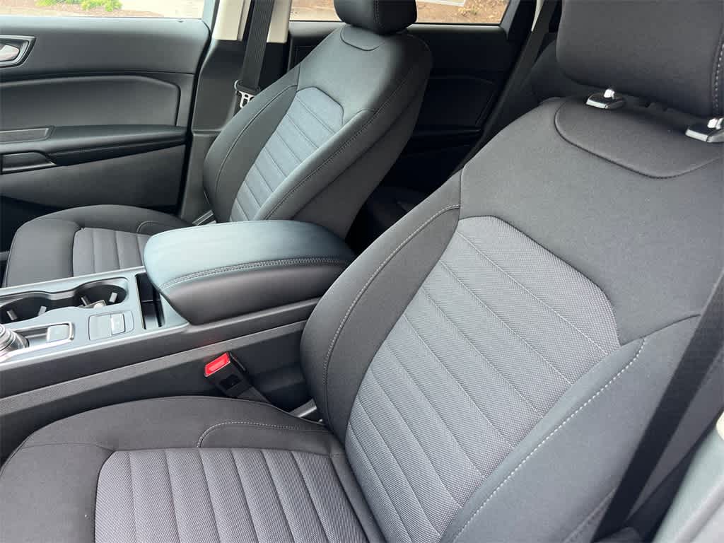 Thumbnail: 2024 Ford Edge - 11