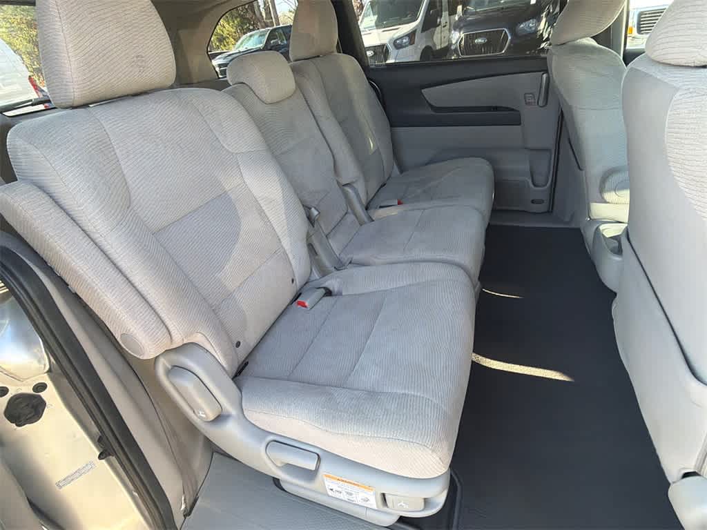 Thumbnail: 2012 Honda Odyssey - 14