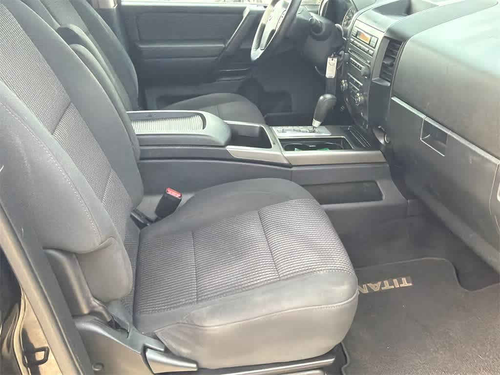 Thumbnail: 2012 Nissan Titan - 12