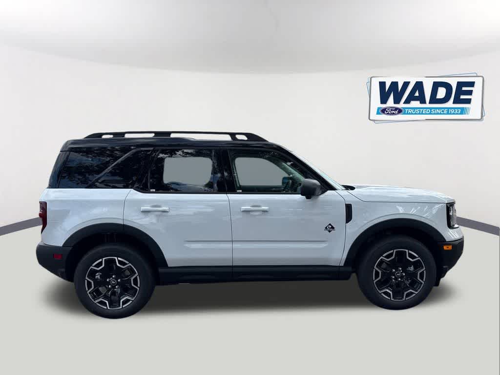 Thumbnail: 2025 Ford Bronco Sport - 4