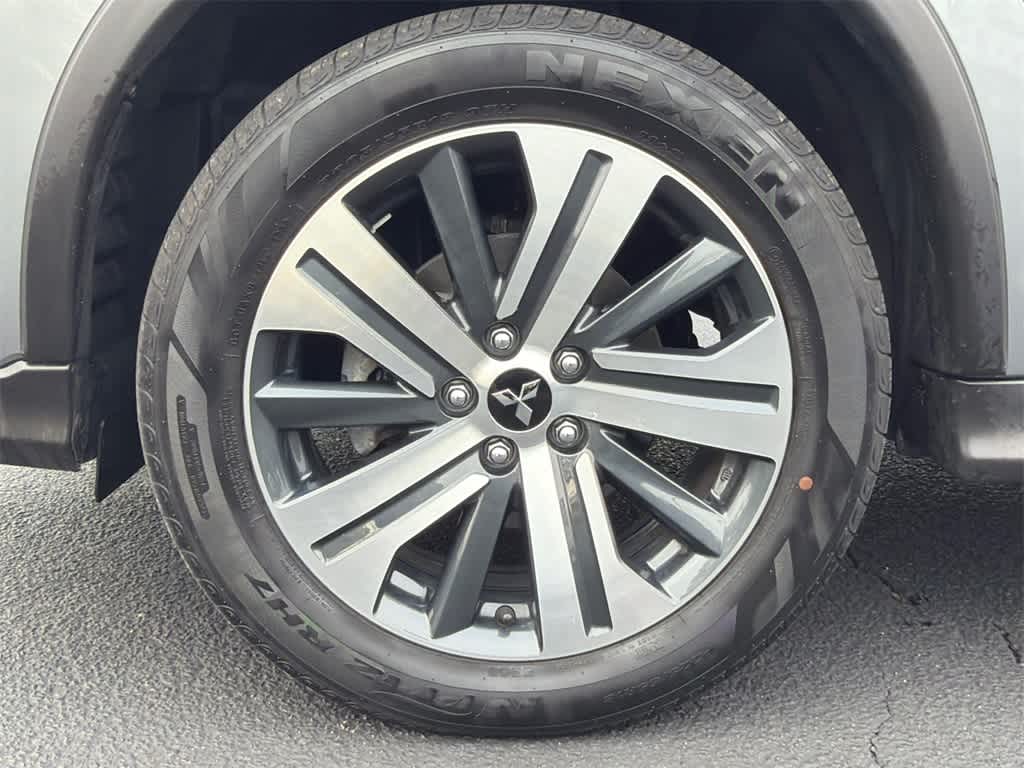 Thumbnail: 2024 Mitsubishi Outlander Sport - 9