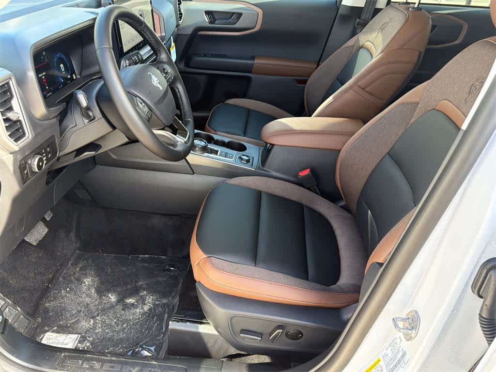 Thumbnail: 2025 Ford Bronco Sport - 10