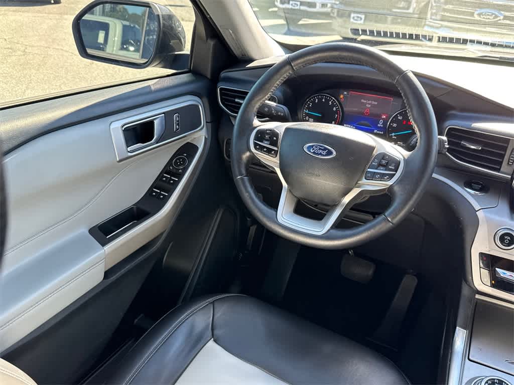 Thumbnail: 2023 Ford Explorer - 22