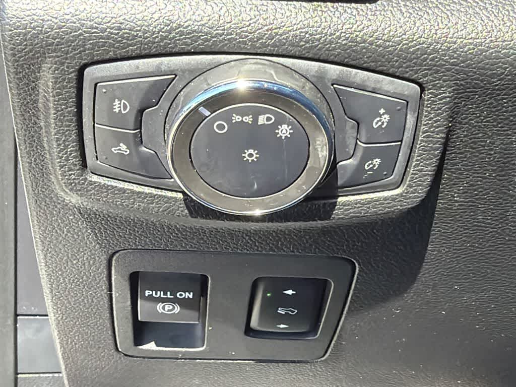 Thumbnail: 2020 Ford F-150 - 31