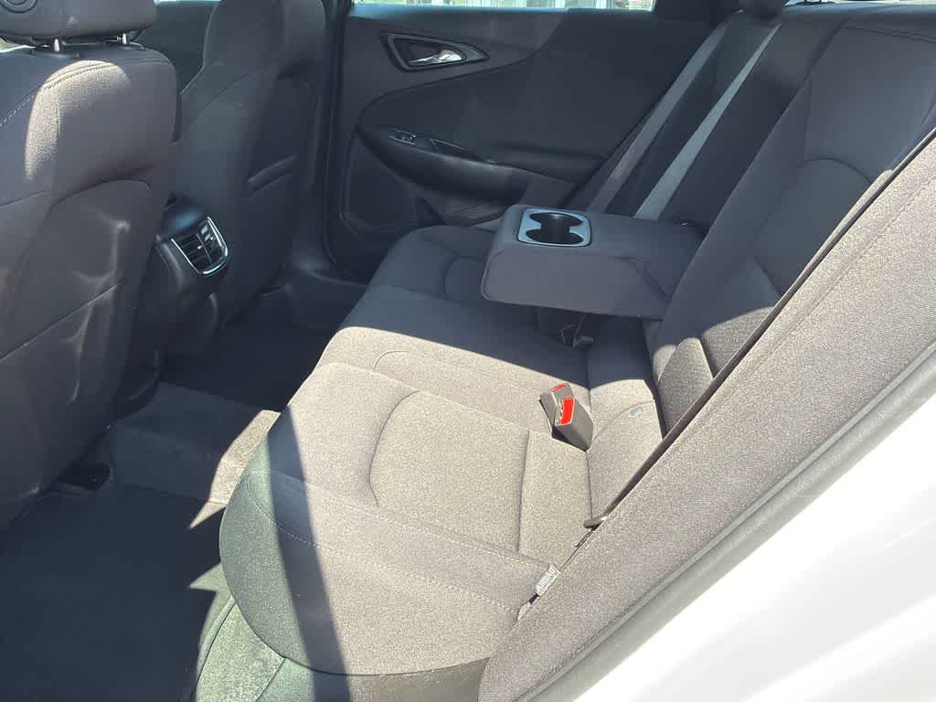 Thumbnail: 2024 Chevrolet Malibu - 17