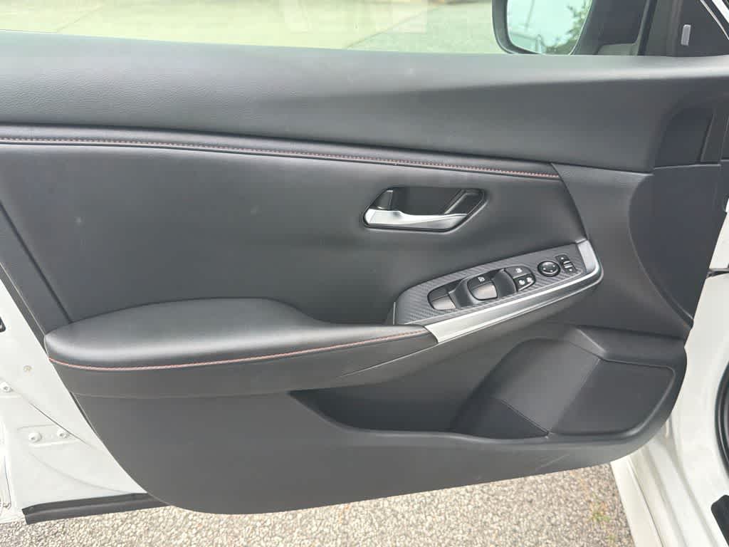Thumbnail: 2021 Nissan Sentra - 11