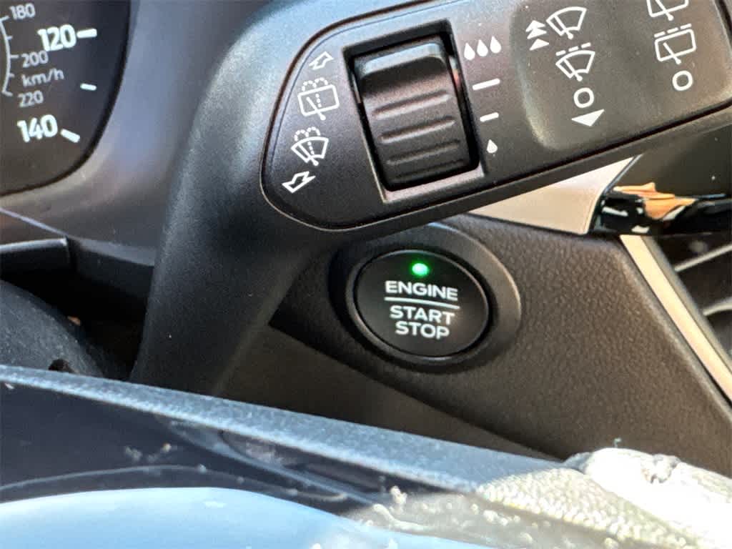 Thumbnail: 2021 Ford Escape - 32