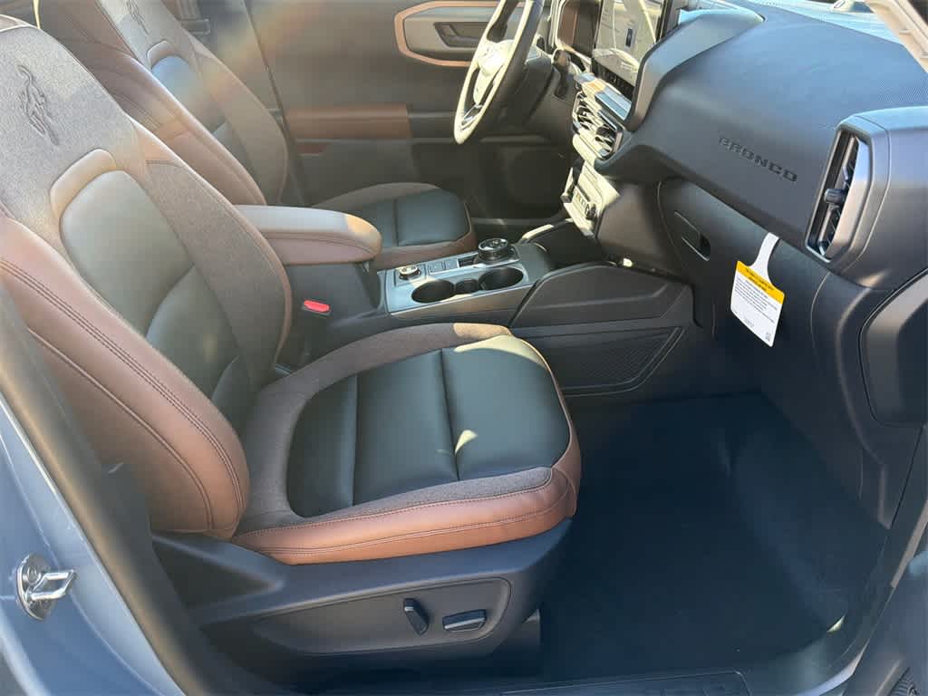 Thumbnail: 2025 Ford Bronco Sport - 12