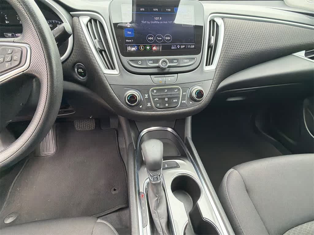 Thumbnail: 2023 Chevrolet Malibu - 25