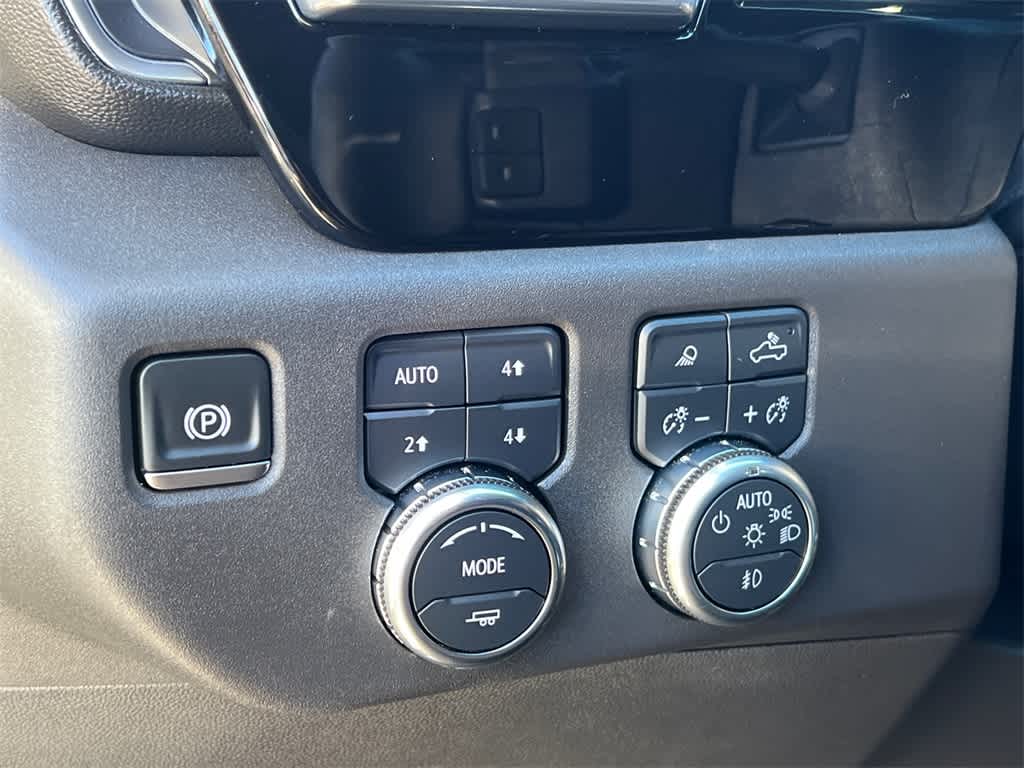 Thumbnail: 2024 GMC Sierra 1500 - 25