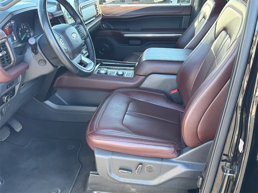 Thumbnail: 2023 Ford Expedition - 10