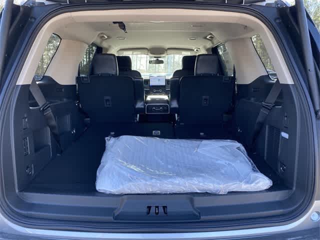 Thumbnail: 2024 Ford Expedition - 9