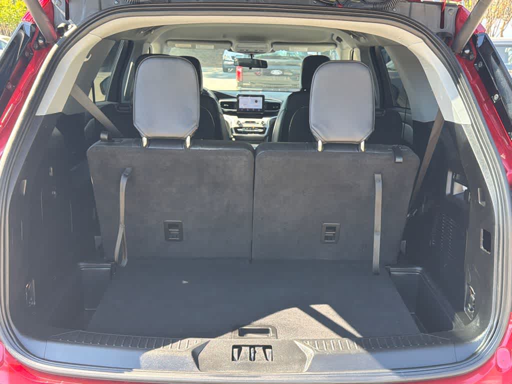 Thumbnail: 2022 Ford Explorer - 16