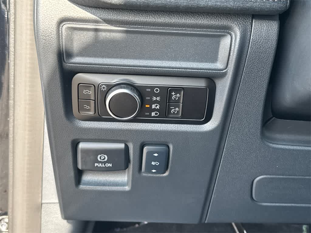 Thumbnail: 2025 Ford F-150 - 32