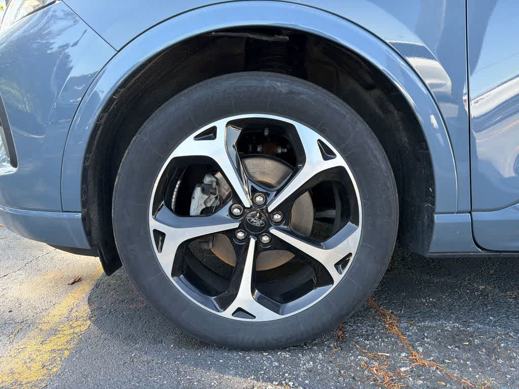 Thumbnail: 2023 Ford Escape - 7