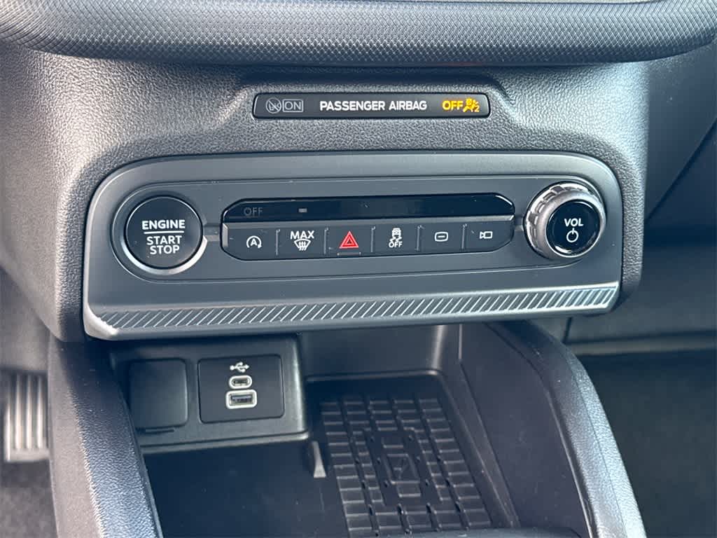 Thumbnail: 2025 Ford Bronco Sport - 28