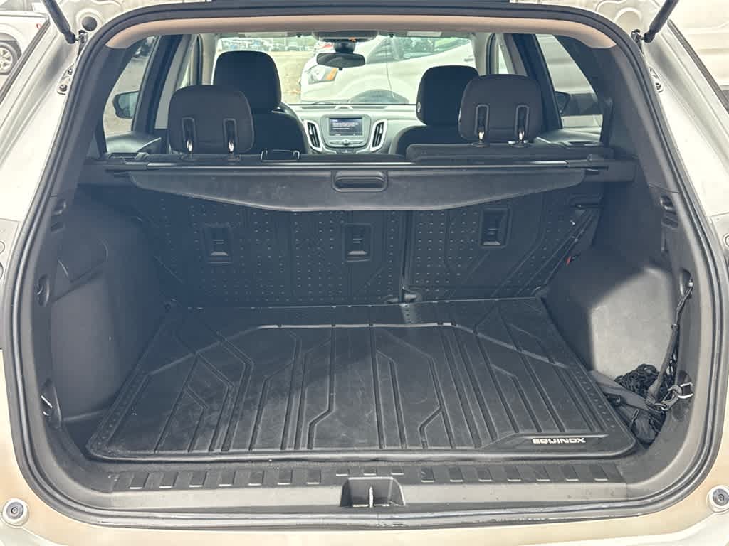 Thumbnail: 2020 Chevrolet Equinox - 16