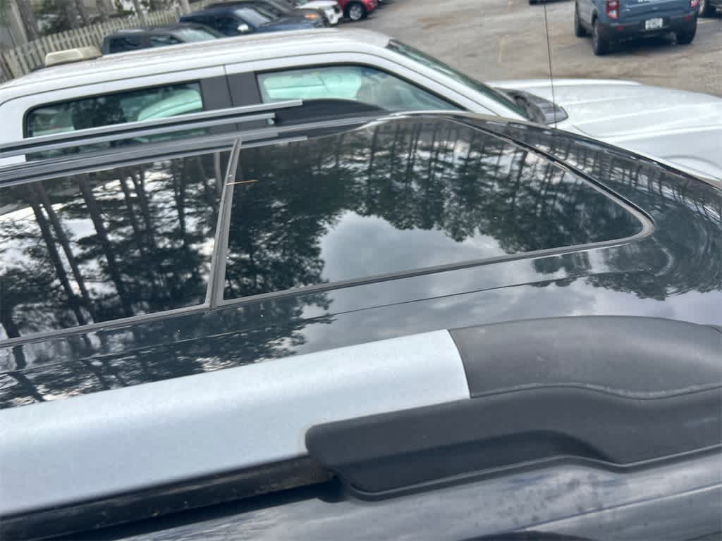 Thumbnail: 2013 Ford Explorer - 9