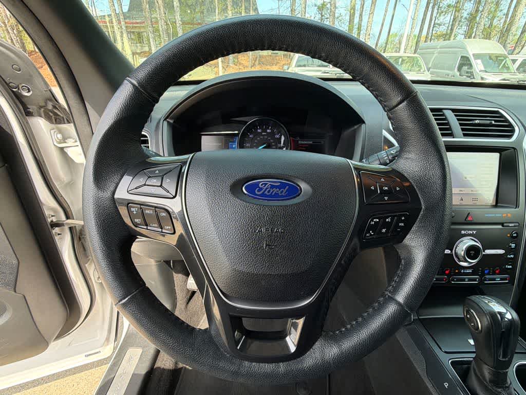 Thumbnail: 2019 Ford Explorer - 23