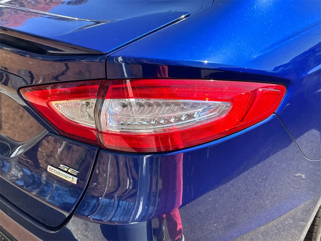 Thumbnail: 2016 Ford Fusion - 12