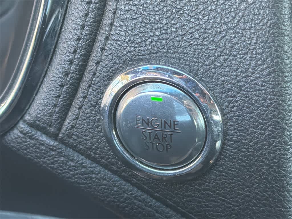 Thumbnail: 2017 Lincoln Continental - 32