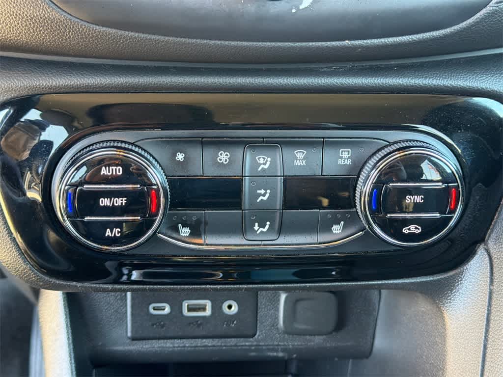 Thumbnail: 2022 Buick Encore GX - 25