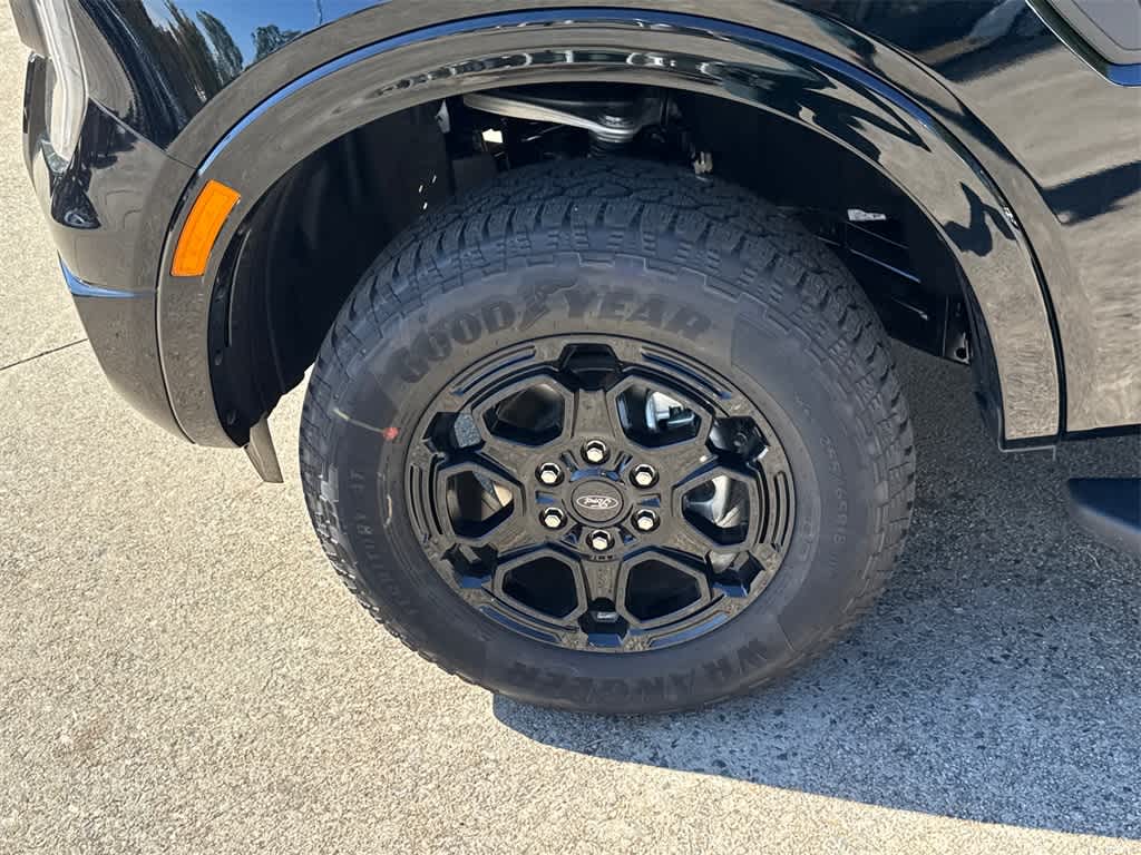 Thumbnail: 2025 Ford Ranger - 9