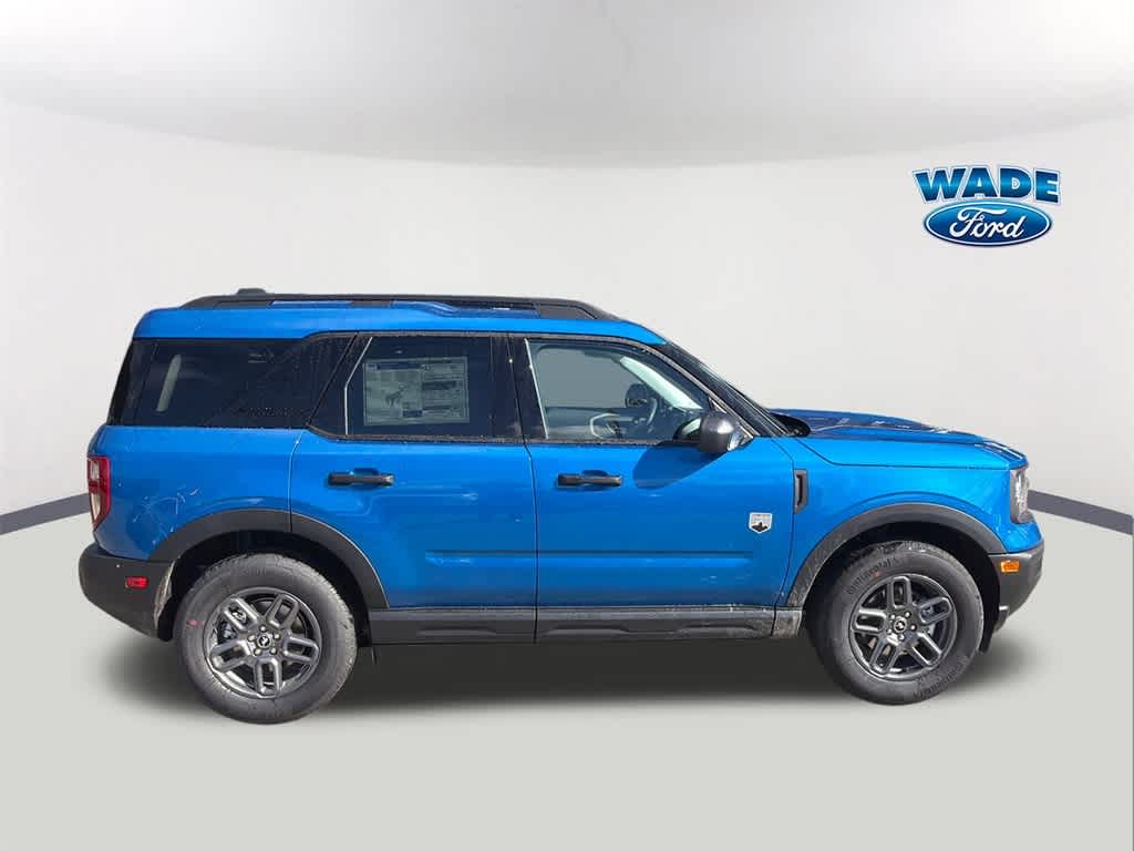 Thumbnail: 2025 Ford Bronco Sport - 4