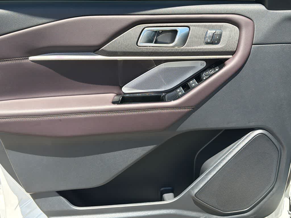Thumbnail: 2026 Ford Explorer - 11