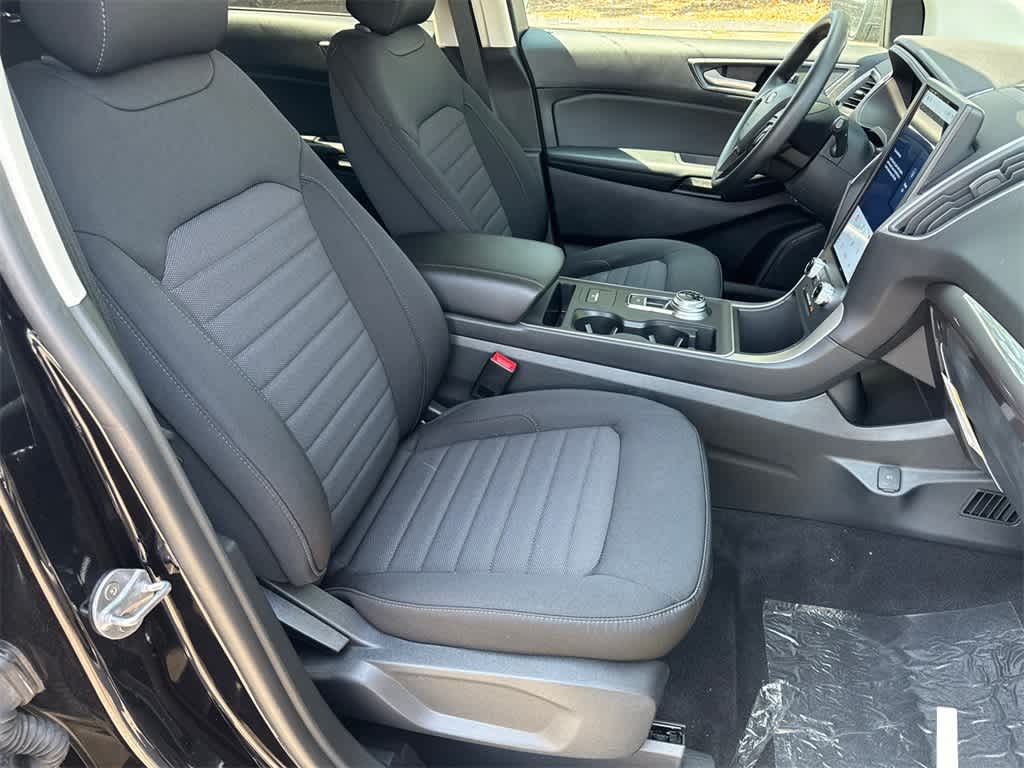 Thumbnail: 2024 Ford Edge - 11