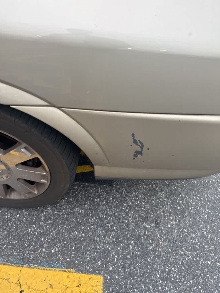 Thumbnail: 2004 Lincoln LS - 14