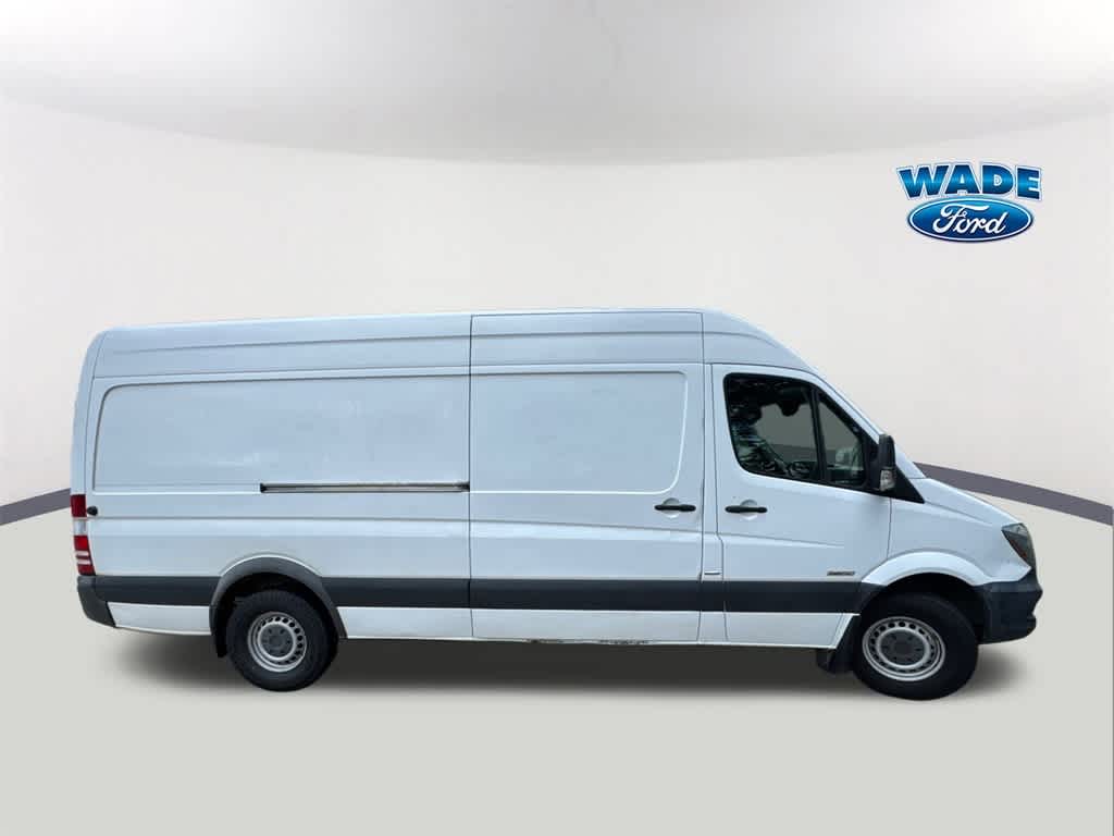 Thumbnail: 2015 Mercedes-Benz Sprinter - 4