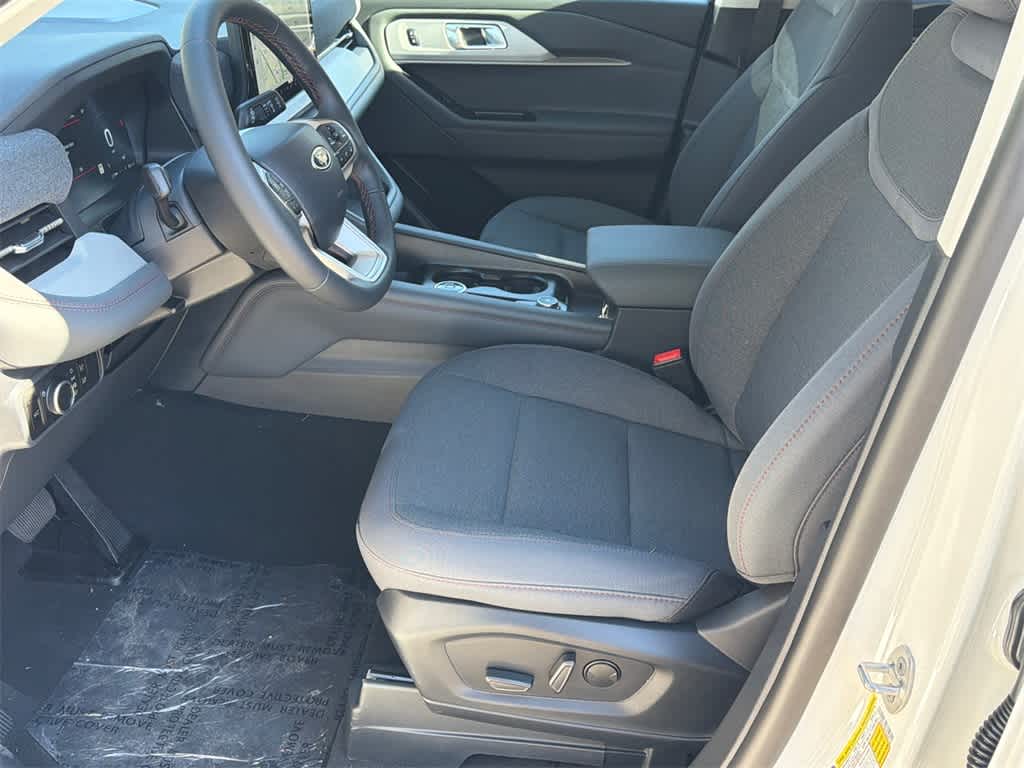 Thumbnail: 2026 Ford Explorer - 10