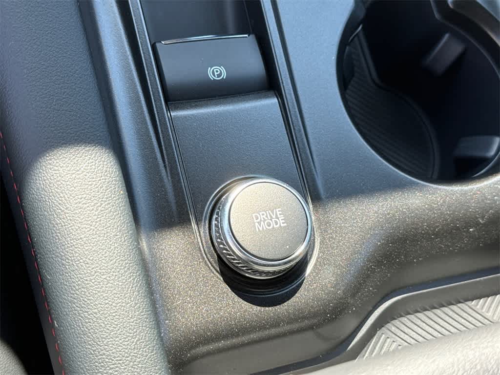 Thumbnail: 2025 Ford Explorer - 33