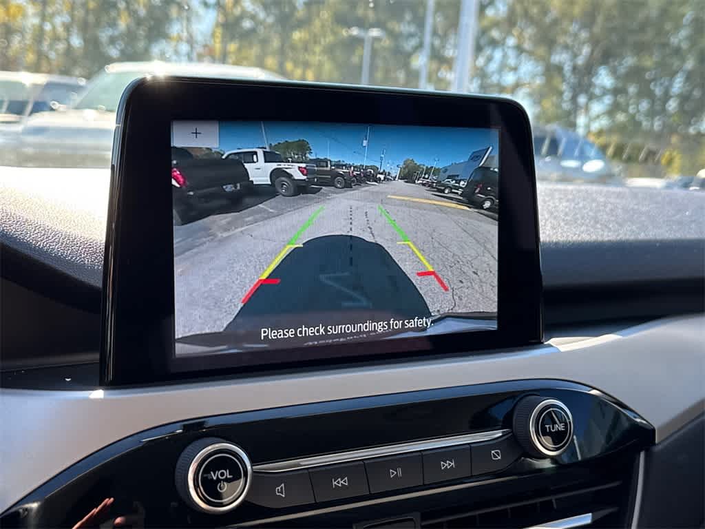 Thumbnail: 2021 Ford Escape - 27