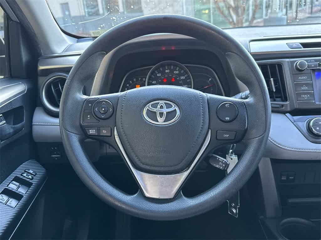 Thumbnail: 2013 Toyota RAV4 - 18