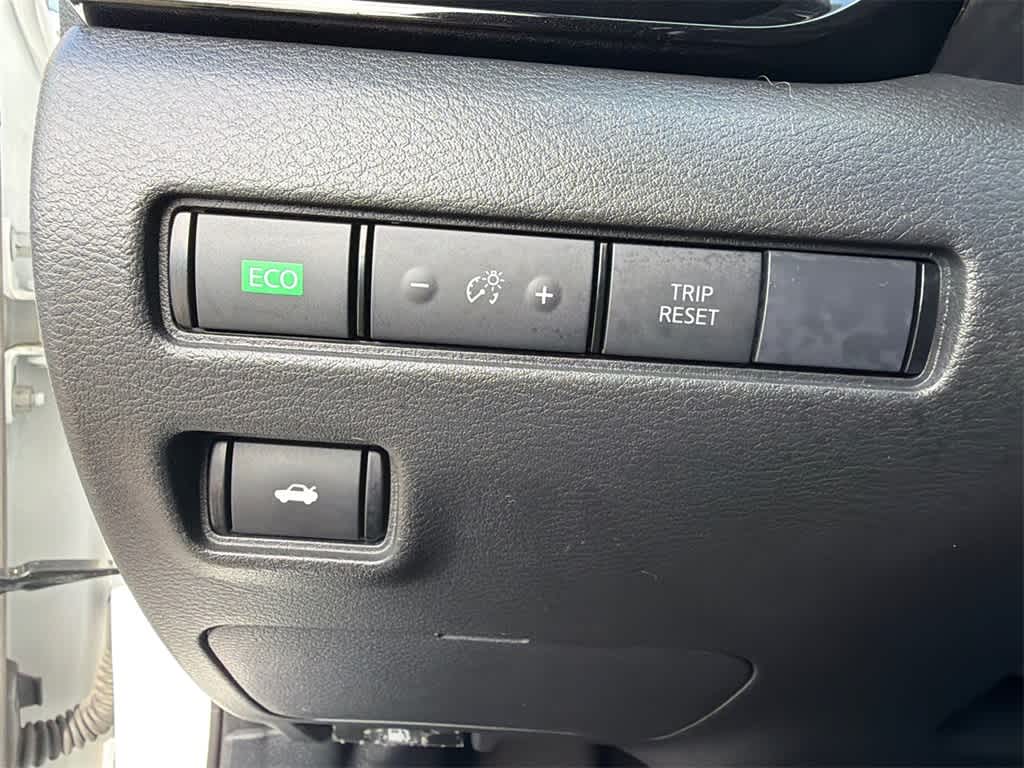 Thumbnail: 2022 Nissan Sentra - 29