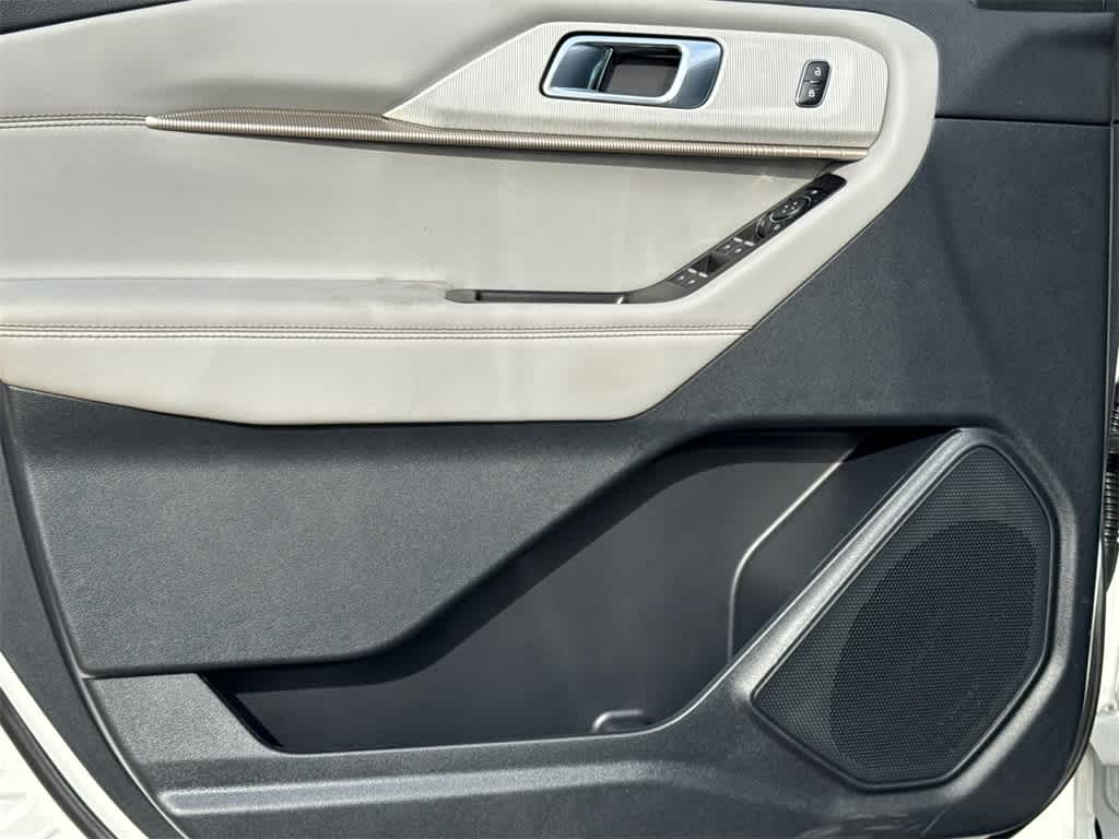 Thumbnail: 2026 Ford Explorer - 11