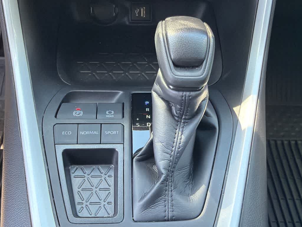 Thumbnail: 2024 Toyota RAV4 - 29