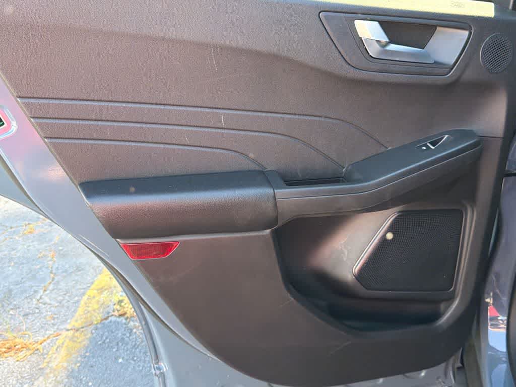 Thumbnail: 2023 Ford Escape - 10