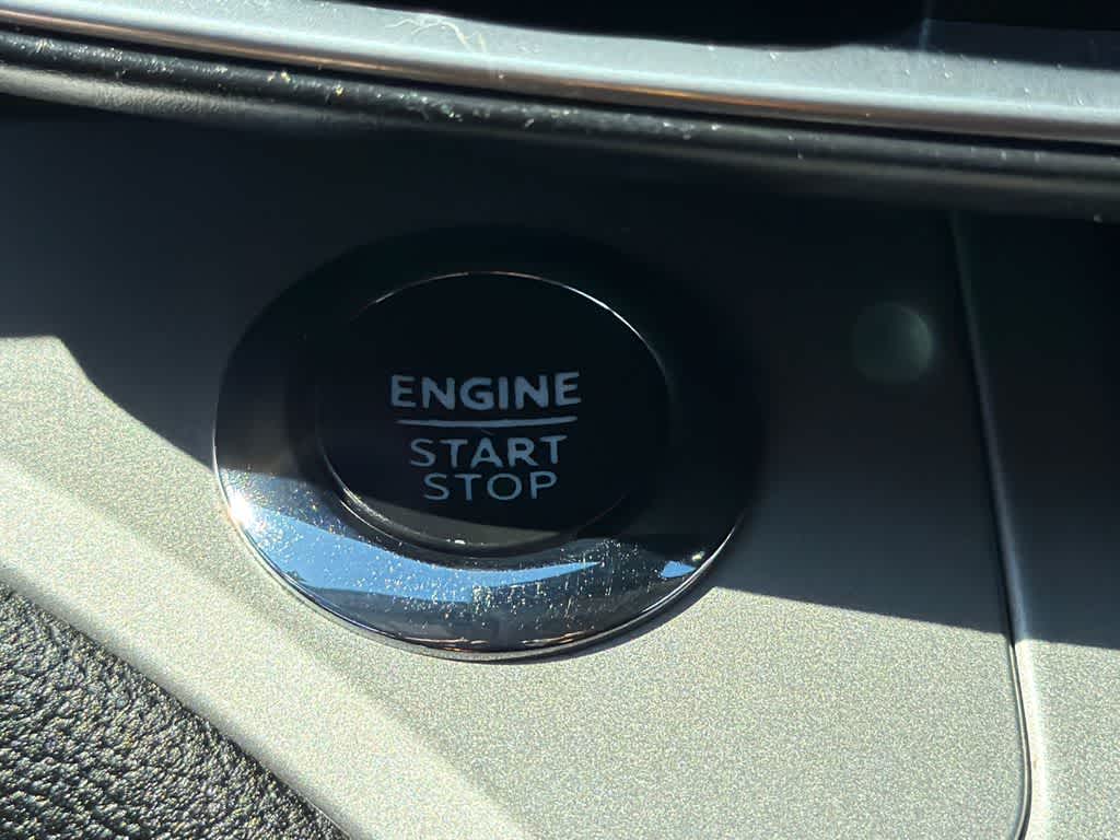 Thumbnail: 2022 Ford Explorer - 33