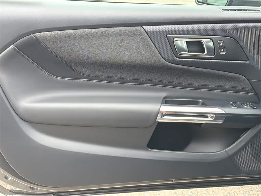 Thumbnail: 2026 Ford Mustang - 11