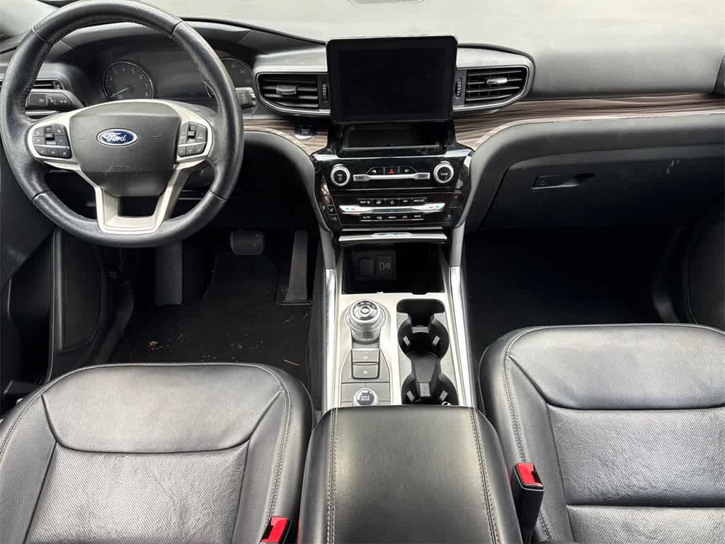 Thumbnail: 2023 Ford Explorer - 10