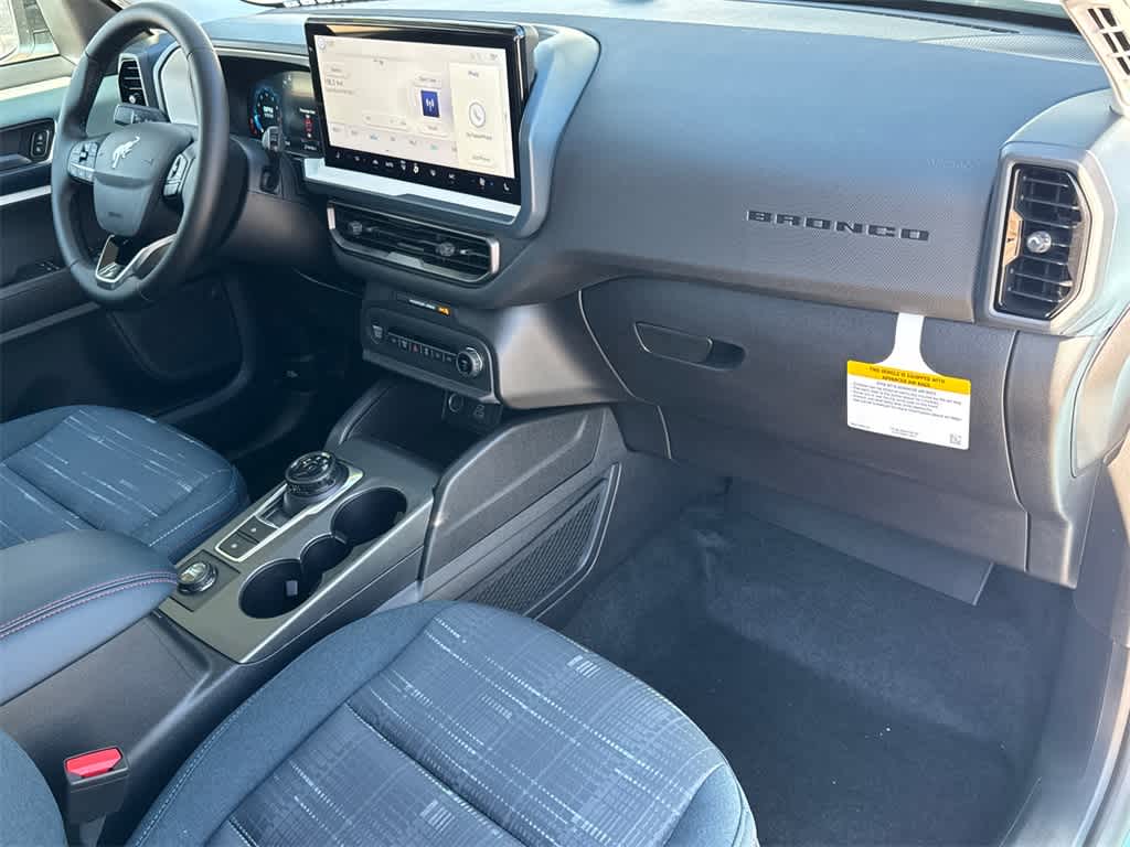 Thumbnail: 2025 Ford Bronco Sport - 13