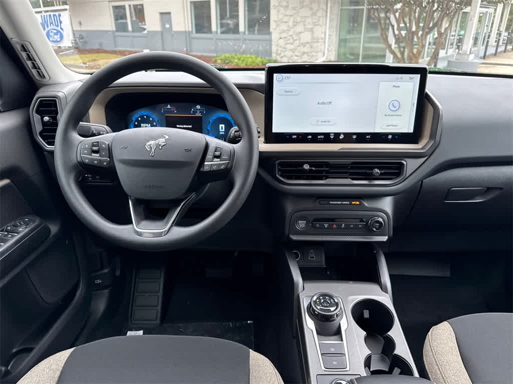 Thumbnail: 2025 Ford Bronco Sport - 17