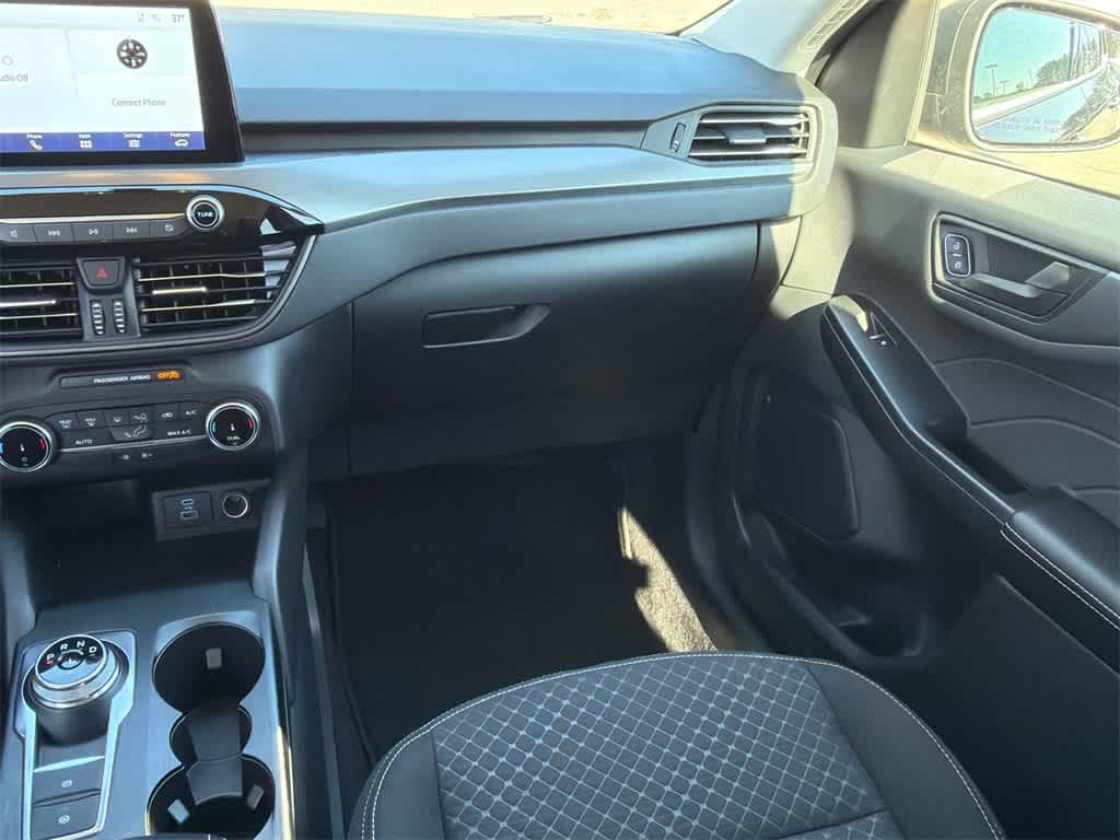 Thumbnail: 2023 Ford Escape - 21