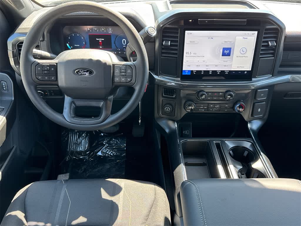 2025 Ford F-150 STX 18